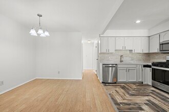 95A Ferry St in Jersey City, NJ - Building Photo - Building Photo
