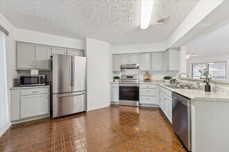 4606 Laureldale Rd in Houston, TX - Building Photo - Building Photo
