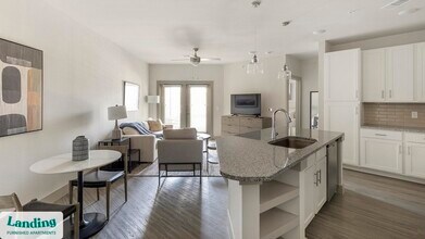 3550 S Robinson Rd in Grand Prairie, TX - Foto de edificio - Building Photo