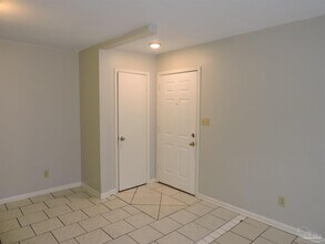 130 E 9 Mile Rd in Pensacola, FL - Building Photo - Building Photo