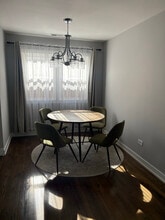 3721 Clarence Ave, Unit 2 in Berwyn, IL - Foto de edificio - Building Photo