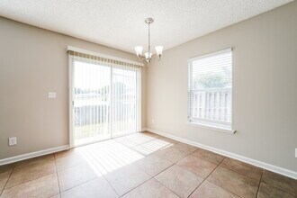 939 Morning Light Rd in Jacksonville, FL - Building Photo - Building Photo