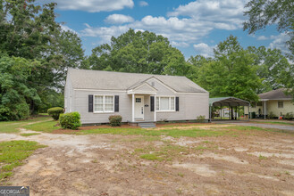 313 Pannell Rd in Monroe, GA - Building Photo - Building Photo