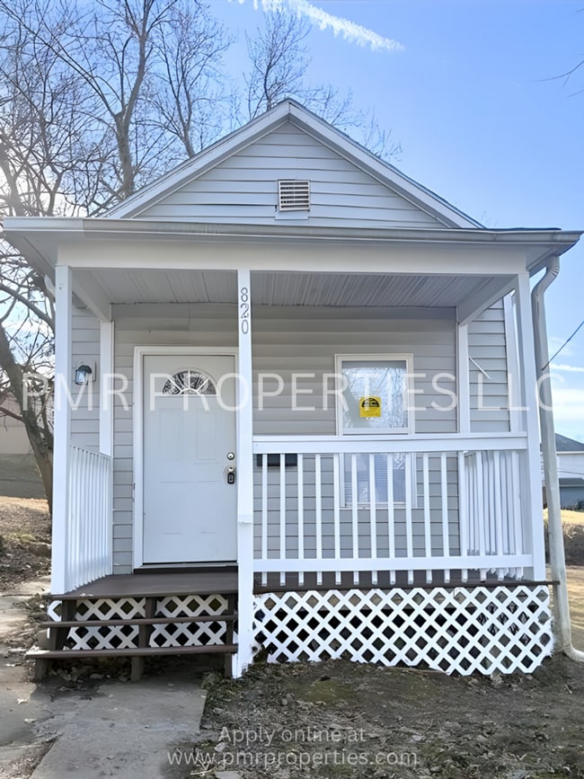 property at 820 Richardson St