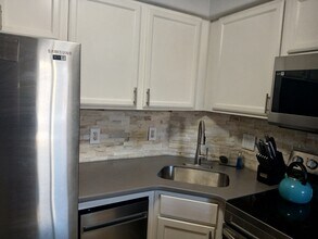 1833 N Williams St, Unit 303 in Denver, CO - Building Photo - Building Photo