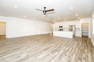 308 Ravello St in Caldwell, ID - Building Photo - Building Photo