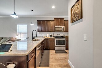 1133 Finck Rd in Niceville, FL - Building Photo - Building Photo