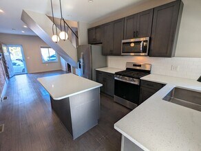 5240 Harrison St in Pittsburgh, PA - Building Photo - Building Photo