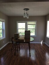 1009 E High St in Mount Vernon, OH - Building Photo - Building Photo