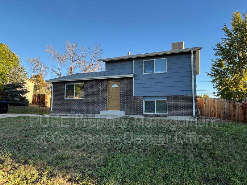 6463 W 76th Ave in Arvada, CO - Building Photo