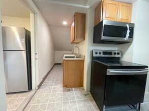 4 Underwood Ct in Westborough, MA - Building Photo - Building Photo