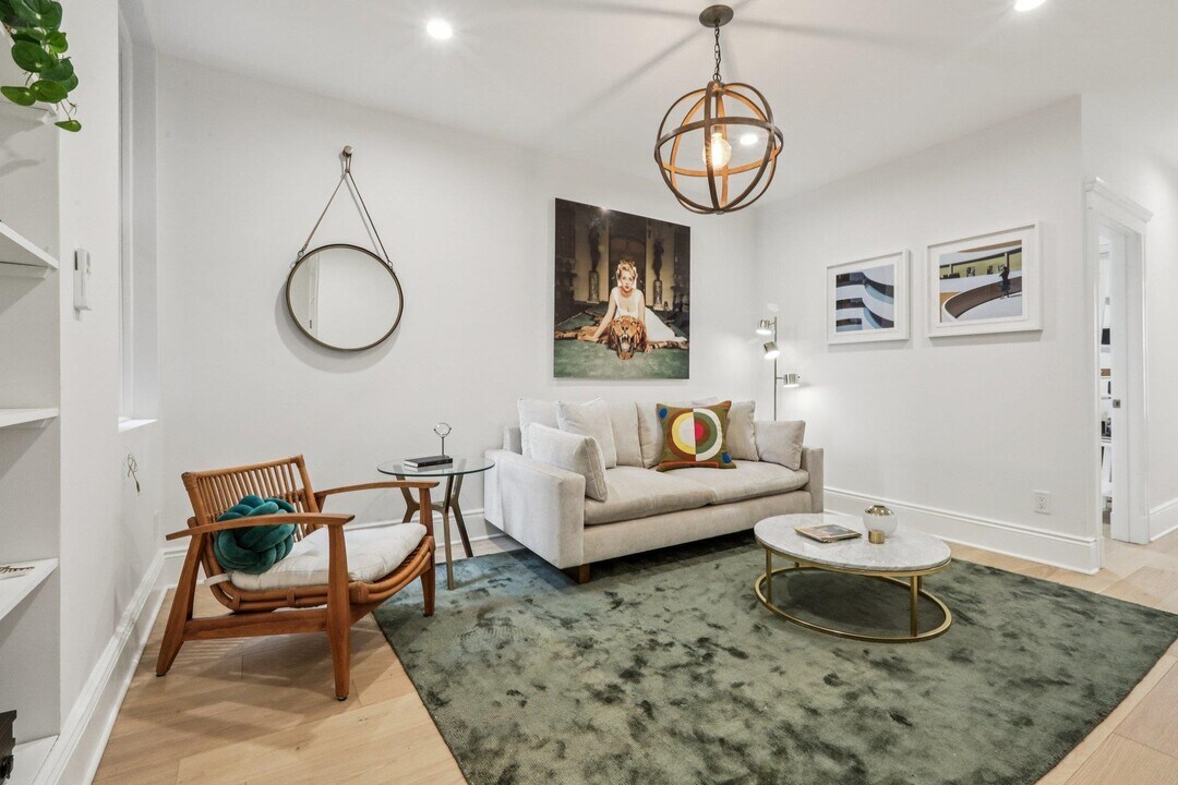 97 Clifton Terrace in Weehawken, NJ - Building Photo