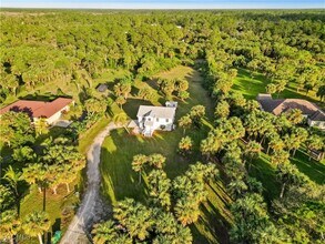 260 13th St SW in Naples, FL - Building Photo - Building Photo