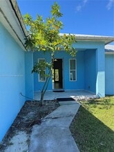 1855 17th Ave SW in Vero Beach, FL - Building Photo - Building Photo