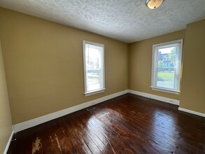 647 California St NW in Grand Rapids, MI - Building Photo - Building Photo
