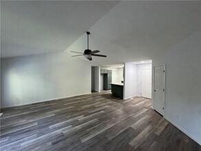 26 Greenridge Ln in Bentonville, AR - Building Photo - Building Photo