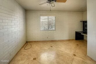 55 N Cherry Ave in Tucson, AZ - Foto de edificio - Building Photo