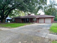 467 Pennsylvania Ave in Shreveport, LA - Foto de edificio - Building Photo