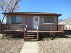 2503 W Willamette Ave in Colorado Springs, CO - Building Photo