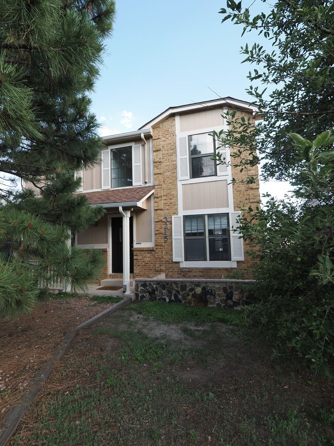 3215 Bunker Hill Dr in Colorado Springs, CO - Building Photo - Building Photo