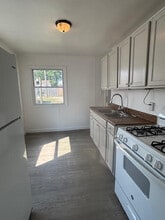 1913 W Ewing Ave in South Bend, IN - Foto de edificio - Building Photo