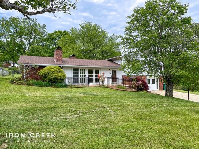 property at 28 Green Valley Rd