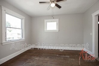 2086 W 104th St in Cleveland, OH - Building Photo - Building Photo