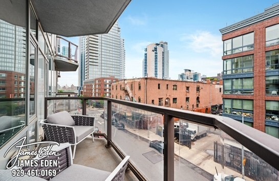 40 N 4th St in Brooklyn, NY - Foto de edificio - Building Photo