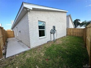 100 San Jose Dr, Unit 2 in Mission, TX - Building Photo - Building Photo