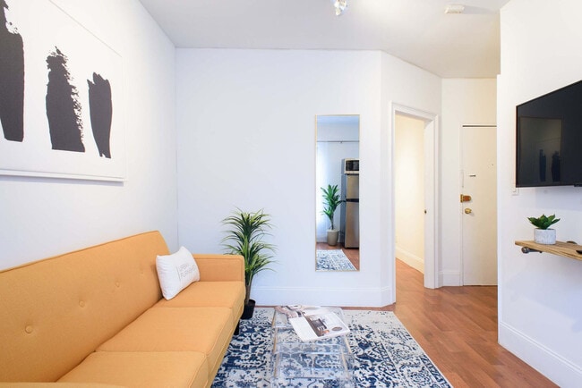69 Clinton St in New York, NY - Building Photo - Building Photo