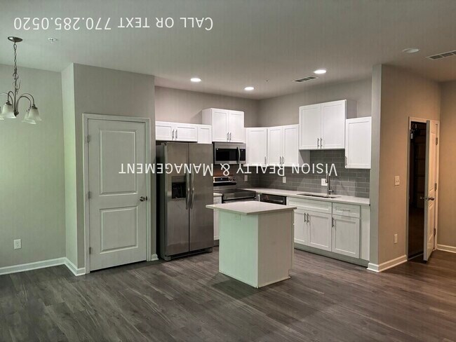 8331 Triple Crown Dr in Douglasville, GA - Building Photo - Building Photo