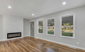 3901 Vogel Dr NW in Huntsville, AL - Building Photo - Building Photo