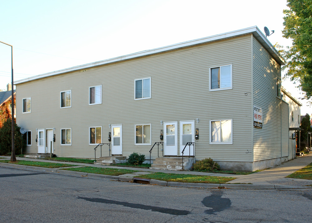 1243-1249 Bush Ave in St. Paul, MN - Building Photo