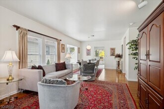 36 Phoenix Ave in Morristown, NJ - Building Photo - Building Photo