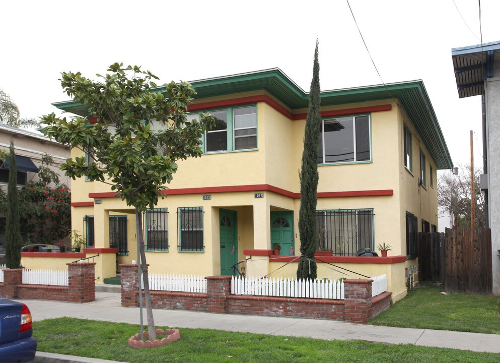 1009-1017 E 2nd St in Long Beach, CA - Foto de edificio