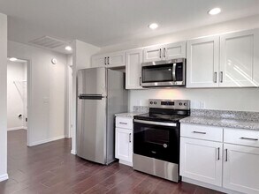 287 Hampton St in Eagle Lake, FL - Building Photo - Building Photo