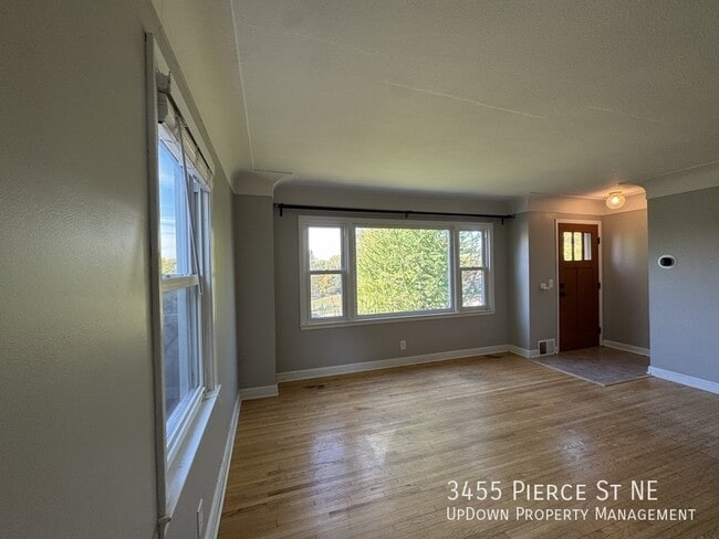 3455 Pierce St NE in Minneapolis, MN - Building Photo - Building Photo