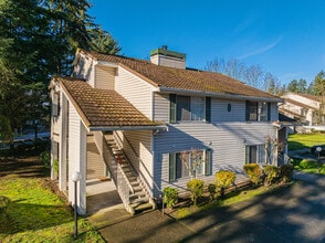 Clearwater Ridge Apartments in Auburn, WA - Building Photo - Building Photo