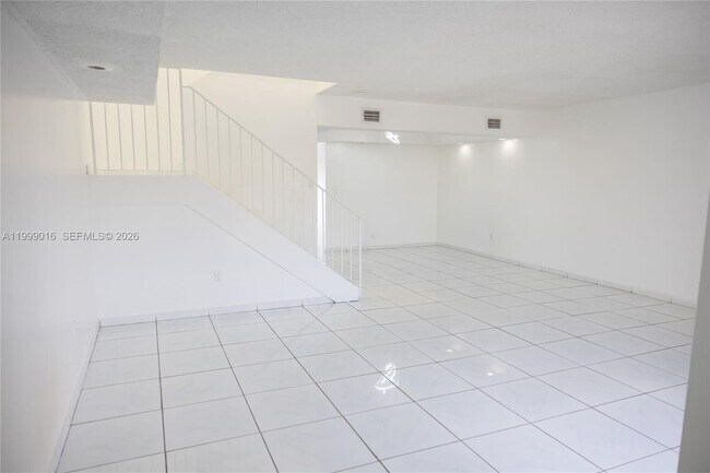 11830 SW 19th Ln in Miami, FL - Building Photo - Building Photo