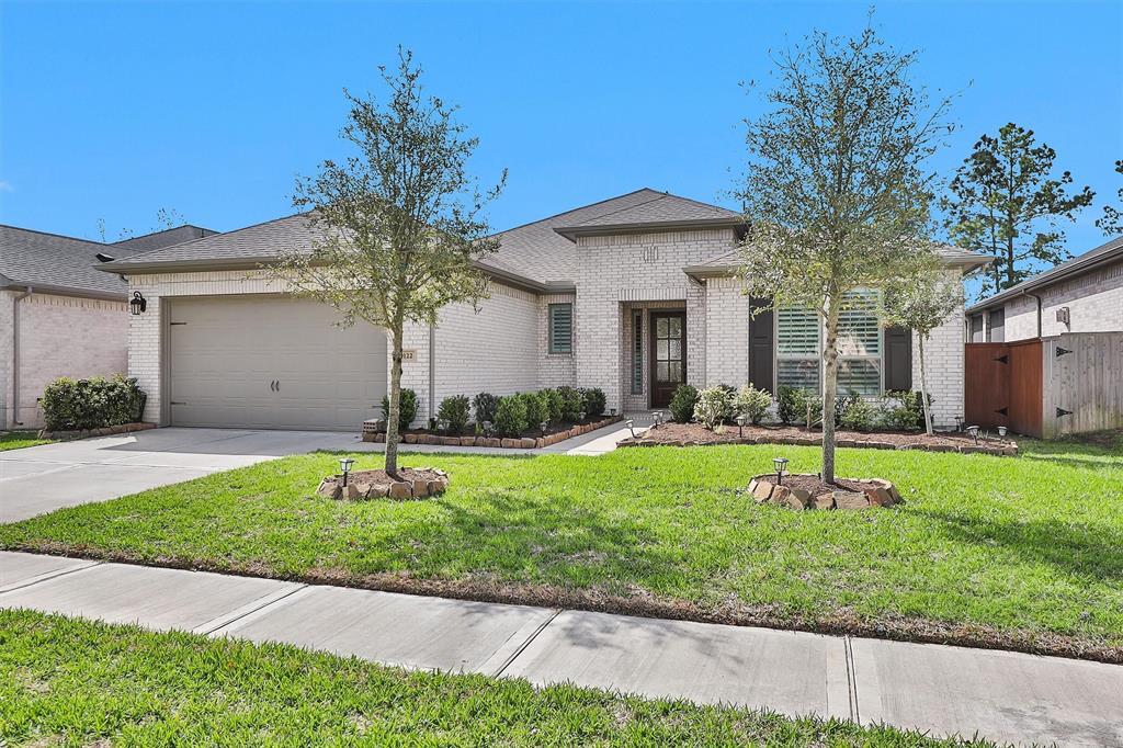 122 S Wild Petunia Trl in Montgomery, TX - Building Photo