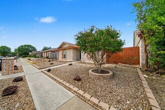 632 Fern Meadow Dr in Universal City, TX - Building Photo - Building Photo