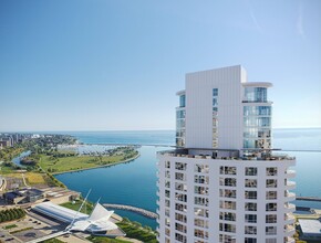 The Couture in Milwaukee, WI - Foto de edificio - Building Photo