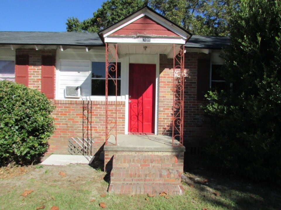 306 Highland Ave in Sumter, SC - Building Photo
