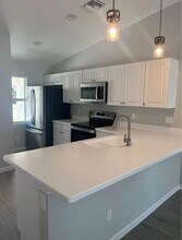 1250 NW Antoch Ave in Stuart, FL - Building Photo - Building Photo