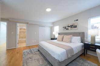 1125 D St NE in Washington, DC - Building Photo - Building Photo