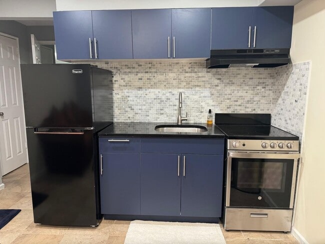 property at 32-40-40 75th St