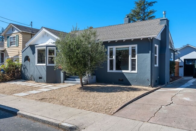 1170 Legion Ave in Napa, CA - Building Photo - Building Photo