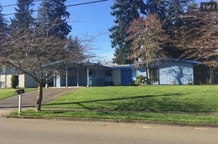 30827 21st Ave SW in Federal Way, WA - Building Photo