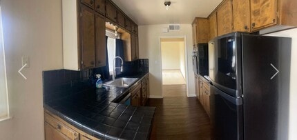 3080 W Gettysburg Ave in Fresno, CA - Building Photo - Building Photo