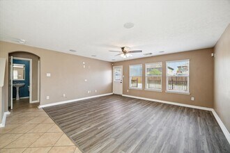 9311 Sunlit Park Dr in Humble, TX - Building Photo - Building Photo